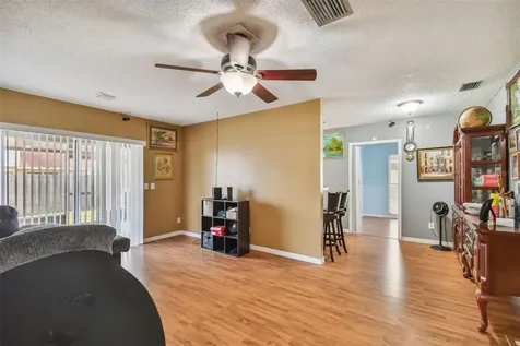 7526 Twelve Oaks Boulevard Tampa FL 33634