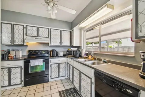 7526 Twelve Oaks Boulevard Tampa FL 33634