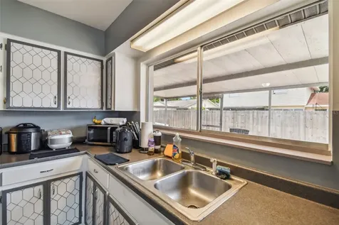 7526 Twelve Oaks Boulevard Tampa FL 33634