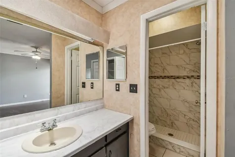 7526 Twelve Oaks Boulevard Tampa FL 33634