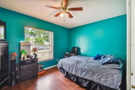 7526 Twelve Oaks Boulevard Tampa FL 33634