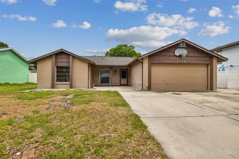 7526 Twelve Oaks Boulevard Tampa FL 33634