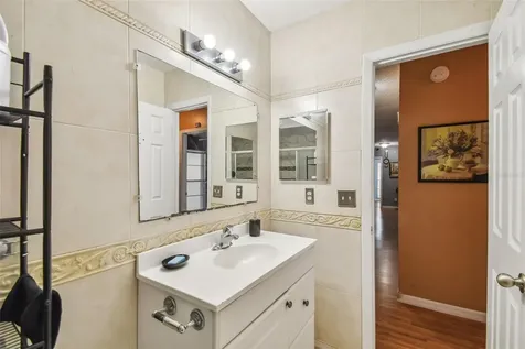 7526 Twelve Oaks Boulevard Tampa FL 33634