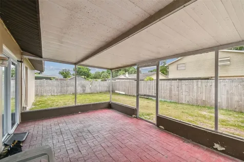 7526 Twelve Oaks Boulevard Tampa FL 33634