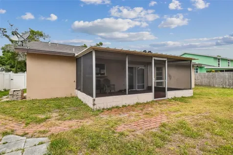 7526 Twelve Oaks Boulevard Tampa FL 33634