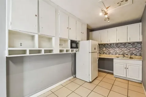 7526 Twelve Oaks Boulevard Tampa FL 33634