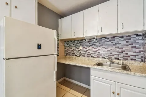 7526 Twelve Oaks Boulevard Tampa FL 33634