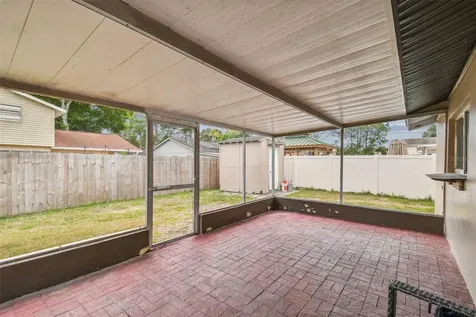 7526 Twelve Oaks Boulevard Tampa FL 33634