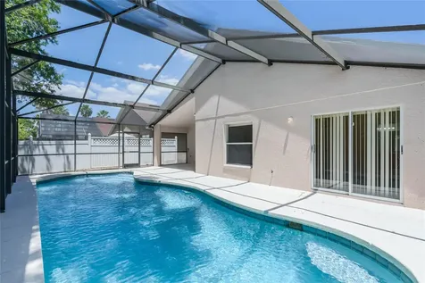 540 Eagle Pointe S Kissimmee FL 34746