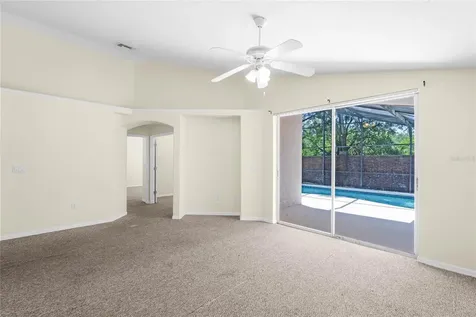 540 Eagle Pointe S Kissimmee FL 34746
