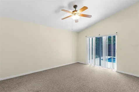 540 Eagle Pointe S Kissimmee FL 34746