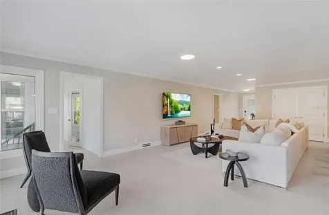 1912 High Point Drive Sarasota FL 34236