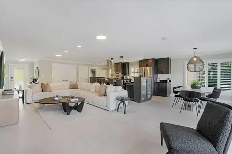 1912 High Point Drive Sarasota FL 34236