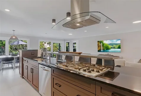 1912 High Point Drive Sarasota FL 34236