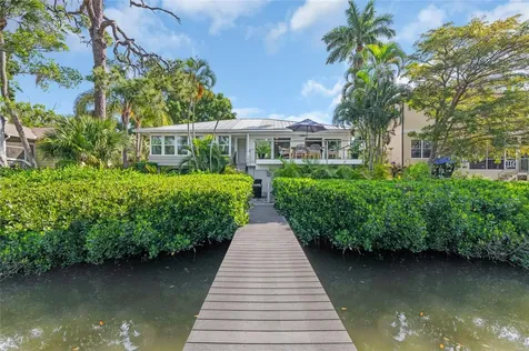 1912 High Point Drive Sarasota FL 34236