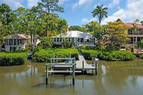 1912 High Point Drive Sarasota FL 34236