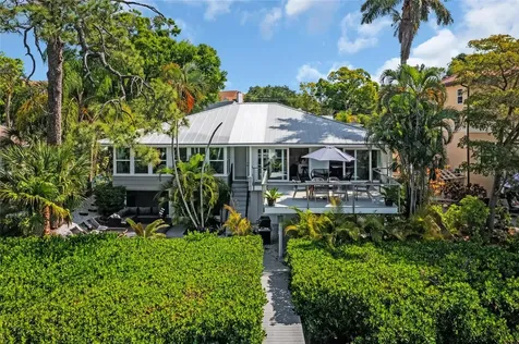 1912 High Point Drive Sarasota FL 34236