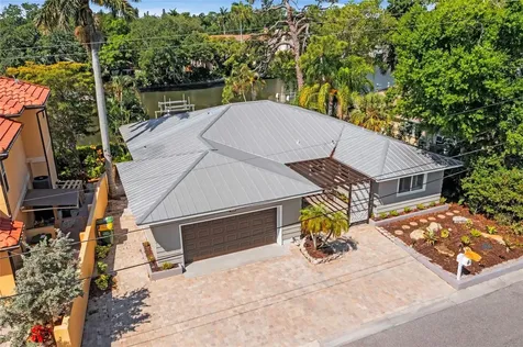 1912 High Point Drive Sarasota FL 34236