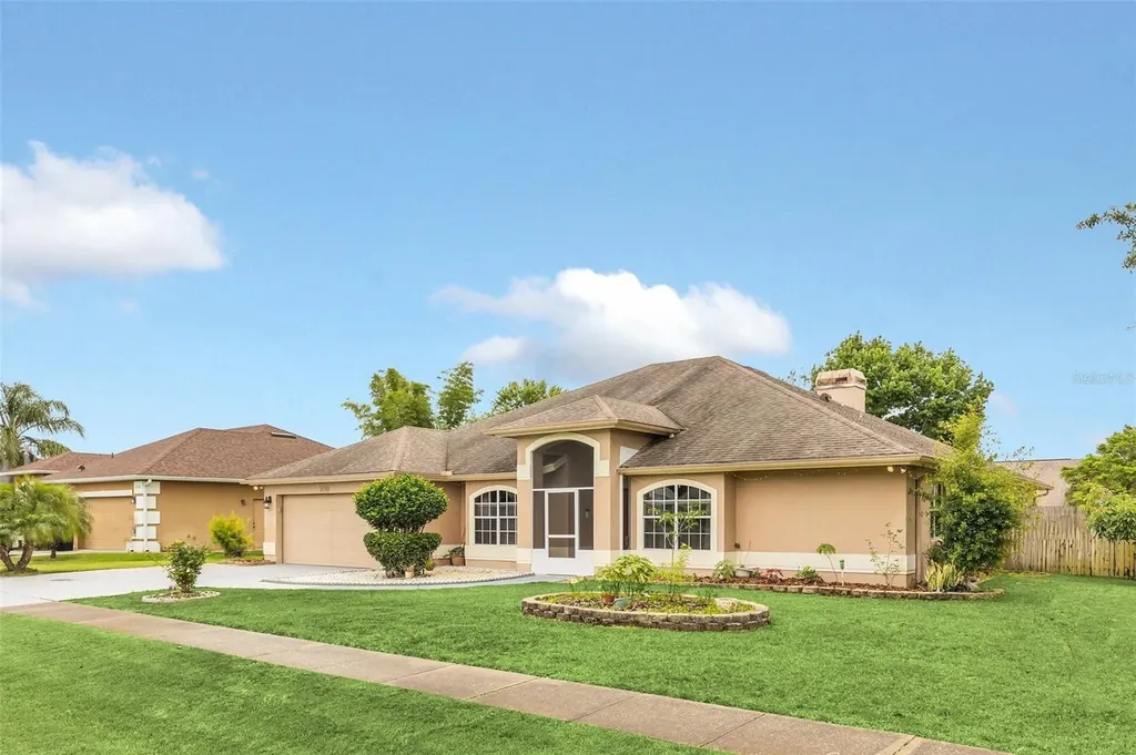 20318 Marlin Street Orlando FL 32833