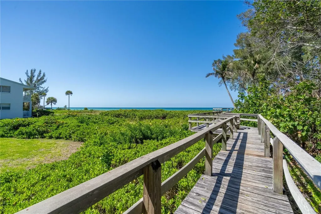 5611 Gulf Of Mexico Drive Longboat Key FL 34228