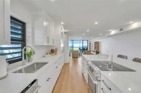 5611 Gulf Of Mexico Drive Longboat Key FL 34228