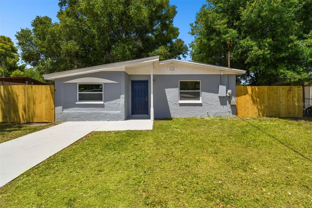 5207 S 84th Street Tampa FL 33619