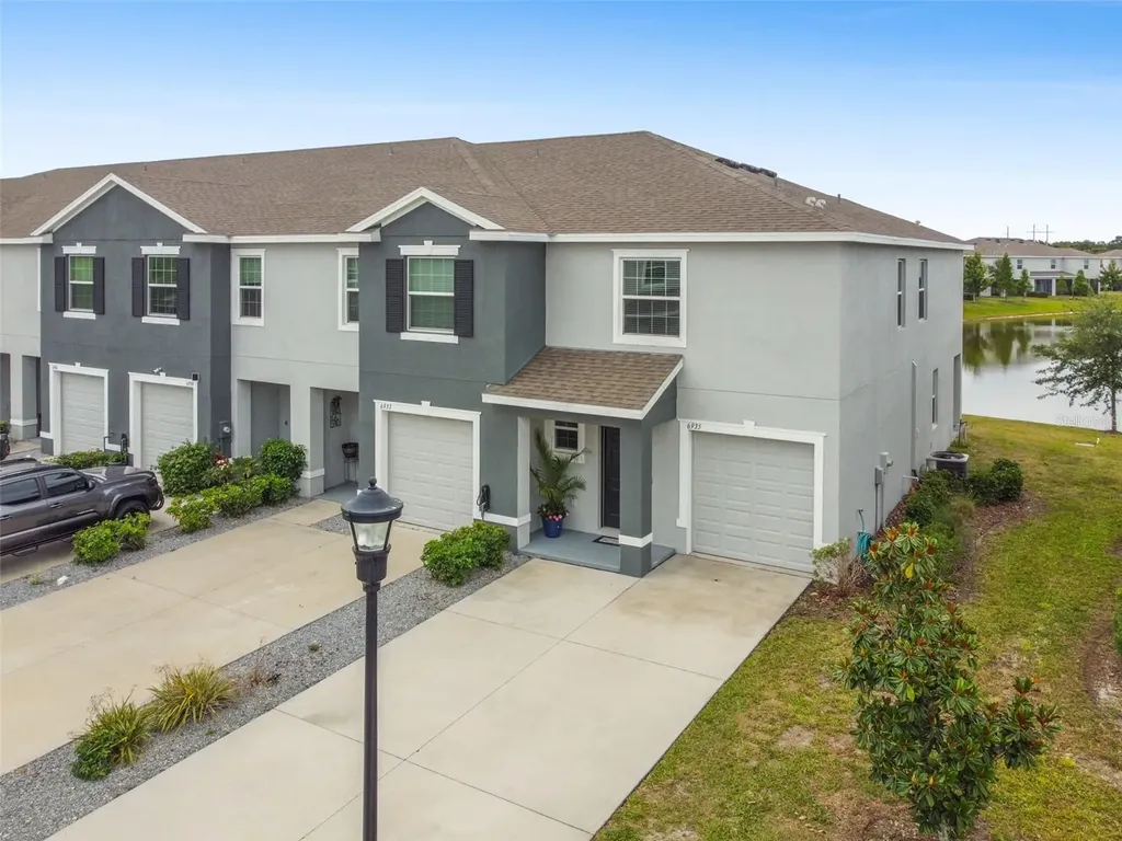 6935 Breezy Palm Drive Riverview FL 33578