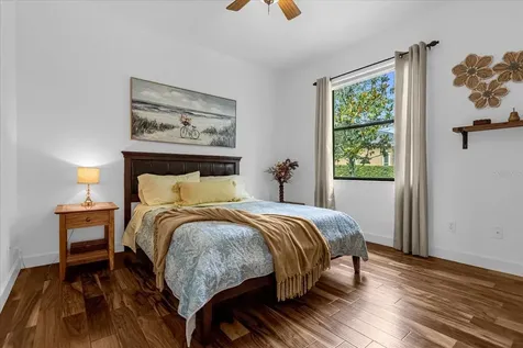 2440 June Oak Court Oviedo FL 32766