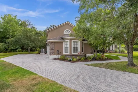 2440 June Oak Court Oviedo FL 32766