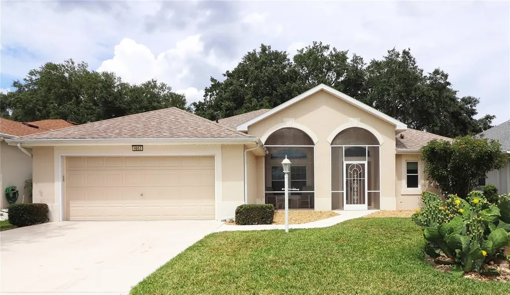 4953 Glen Coe Street Leesburg FL 34748