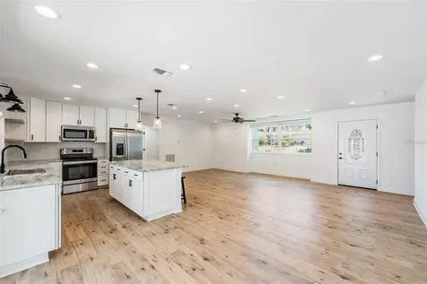 4307 Woodfield Avenue Holiday FL 34691