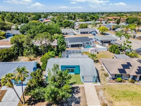 4307 Woodfield Avenue Holiday FL 34691
