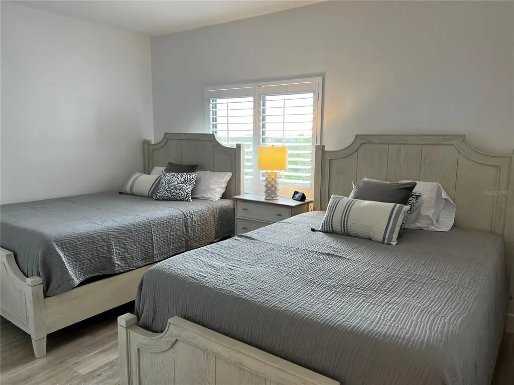1465 Gulf Of Mexico Drive Longboat Key FL 34228
