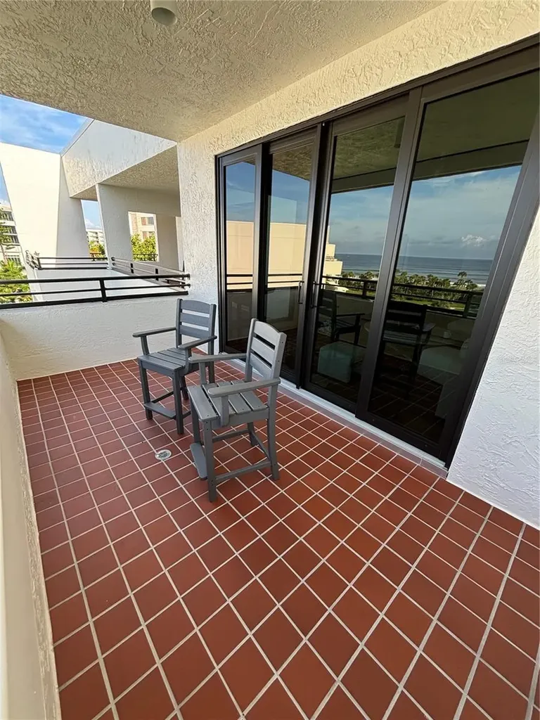 1465 Gulf Of Mexico Drive Longboat Key FL 34228