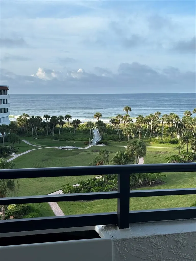 1465 Gulf Of Mexico Drive Longboat Key FL 34228
