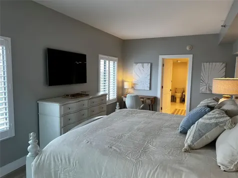 1465 Gulf Of Mexico Drive Longboat Key FL 34228