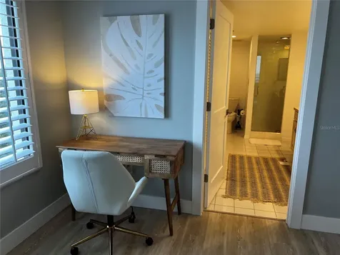 1465 Gulf Of Mexico Drive Longboat Key FL 34228