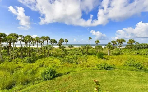 1465 Gulf Of Mexico Drive Longboat Key FL 34228
