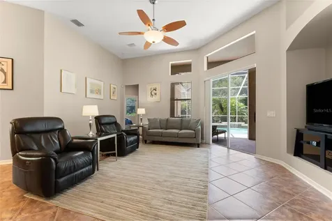 18310 Bankston Place Tampa FL 33647