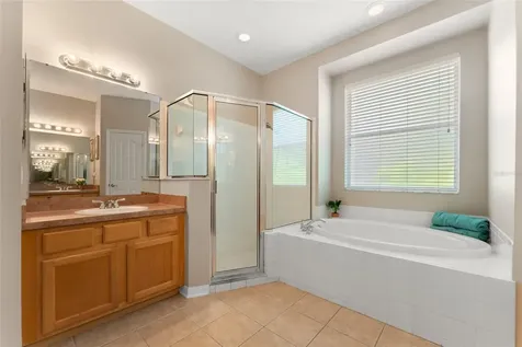 18310 Bankston Place Tampa FL 33647