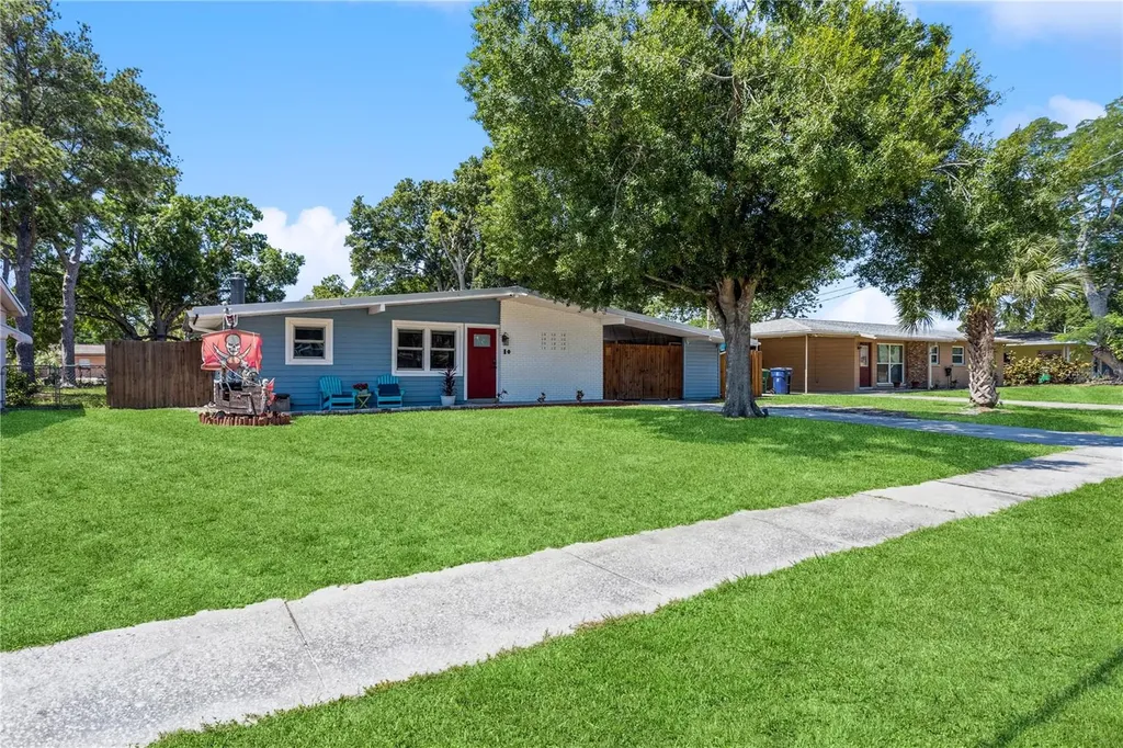 4208 W Iowa Avenue Tampa FL 33616