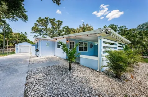 6135 55th Avenue N St Petersburg FL 33709