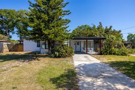 7712 Silver Oak Lane Tampa FL 33619