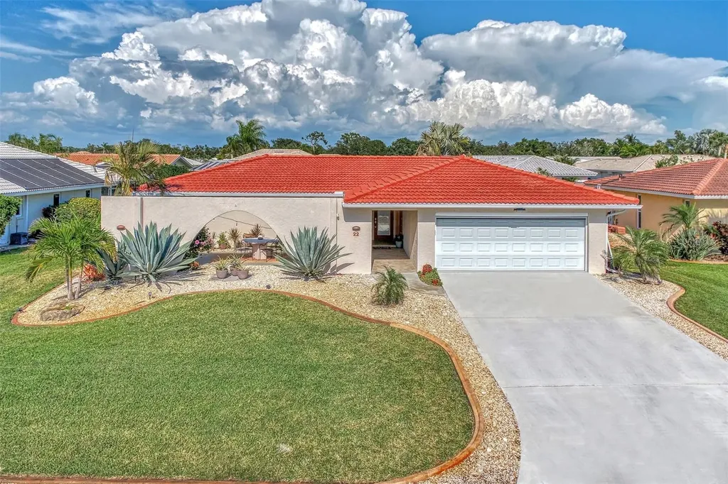 22 Brentwood Lane Englewood FL 34223