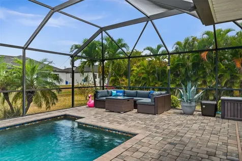 2733 NW 13th Street Cape Coral FL 33993