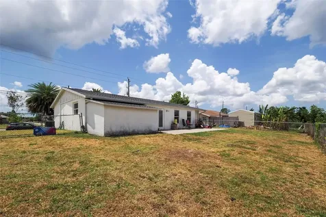 8200 Trionfo Avenue North Port FL 34287