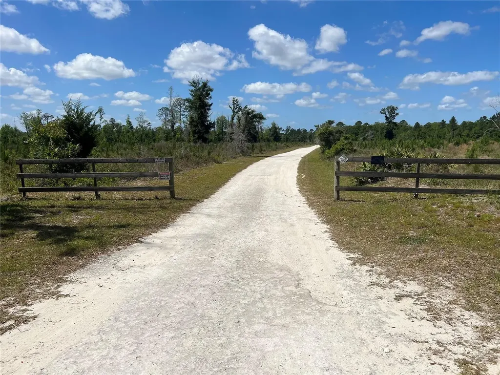 Highway 40 Dunnellon FL 34430