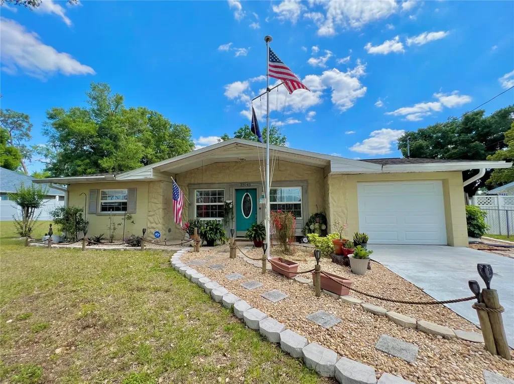 39048 Haven Avenue Zephyrhills FL 33542