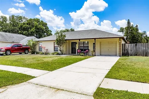 2205 N Warnell Street Plant City FL 33563