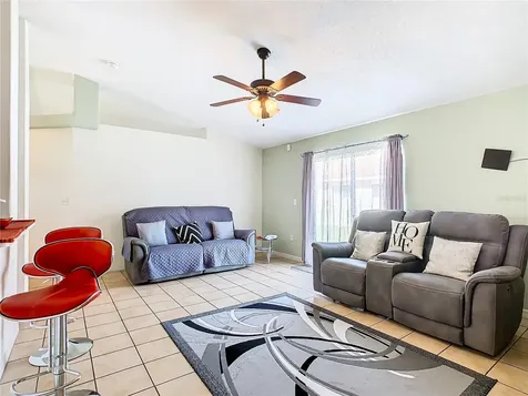 927 Nancy Court Kissimmee FL 34759